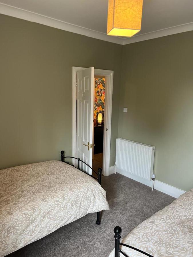 Gordon Villa - A Seaside Escape Harwich Extérieur photo