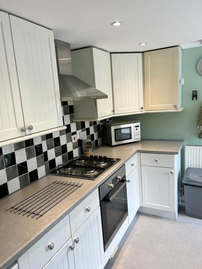 Gordon Villa - A Seaside Escape Harwich Extérieur photo