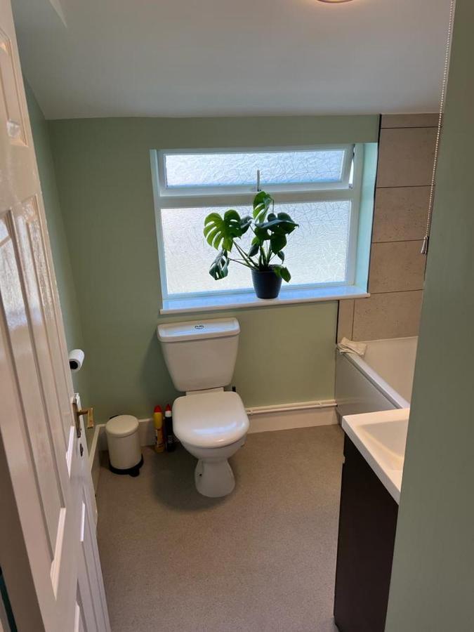Gordon Villa - A Seaside Escape Harwich Extérieur photo